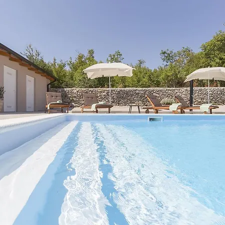Peaceful With Swimming Pool In Labin * Labin (Istria)