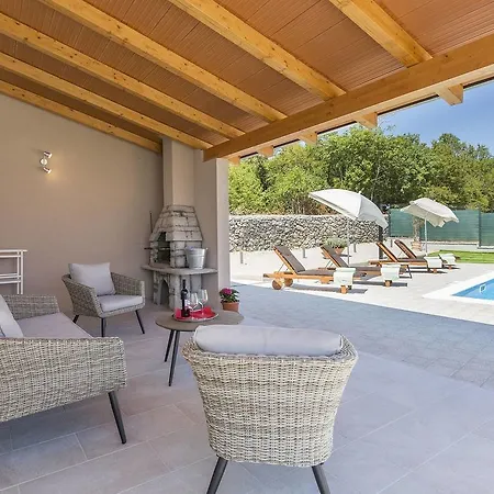 Peaceful With Swimming Pool In Labin Vila Labin (Istria)