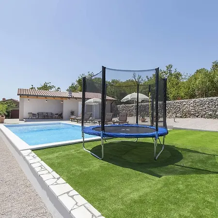 Peaceful With Swimming Pool In Labin * Labin (Istria)